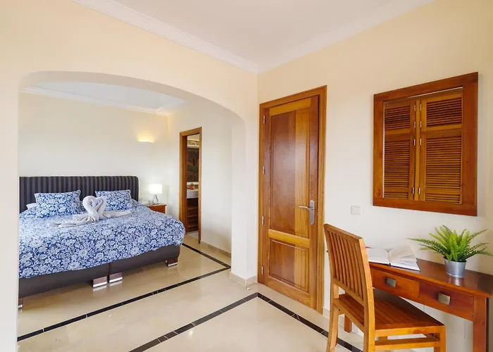 Favorita פלאיה בלנקה