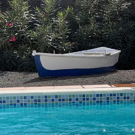 Favorita Villa *