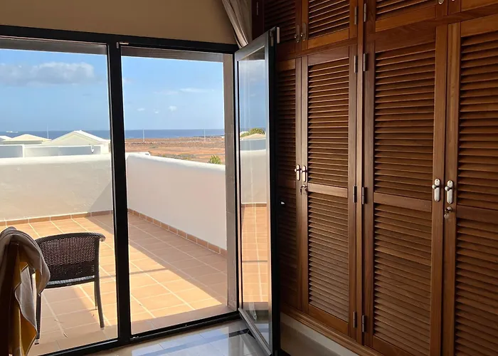 Favorita Playa Blanca (Lanzarote)